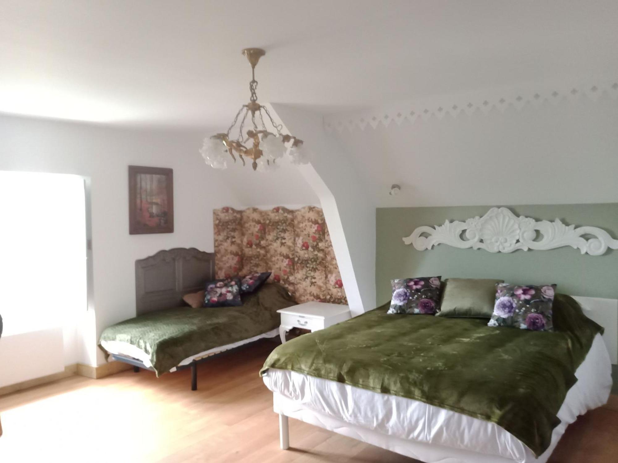 Villa Saint Pierre La Trimouille エクステリア 写真